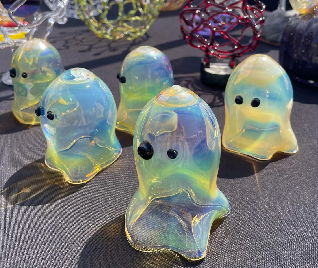 CALL FOR ART: The 19th Annual Holiday Mini Art Exhibit! Nov-Dec 2025