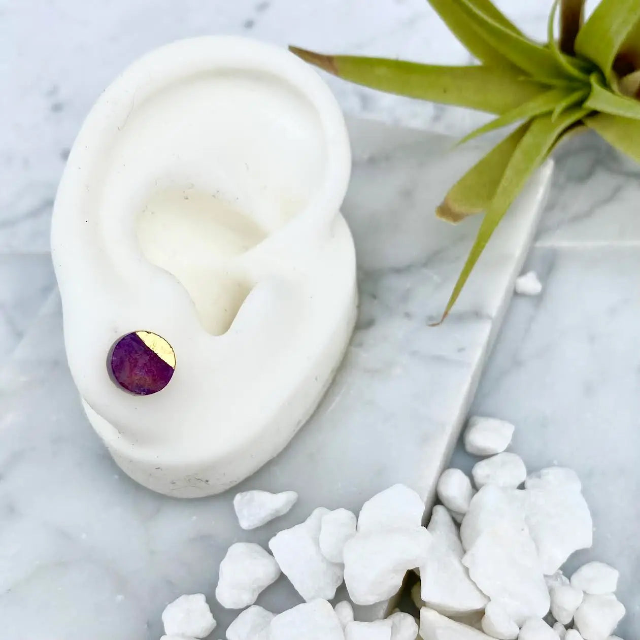 Minor Metal Amethyst Circle Studs