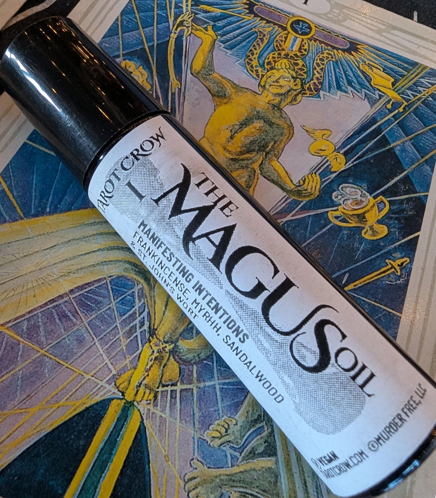 Tarot Crow "I - The Magus" Scented Oil Roller