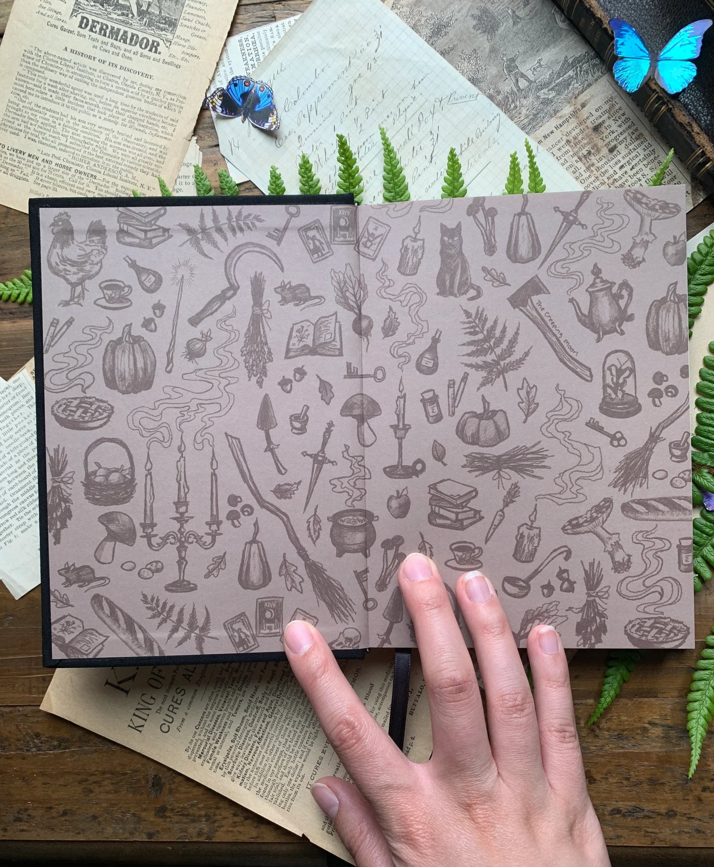Cuaderno La Luna Arrastrándose "El Grimorio"