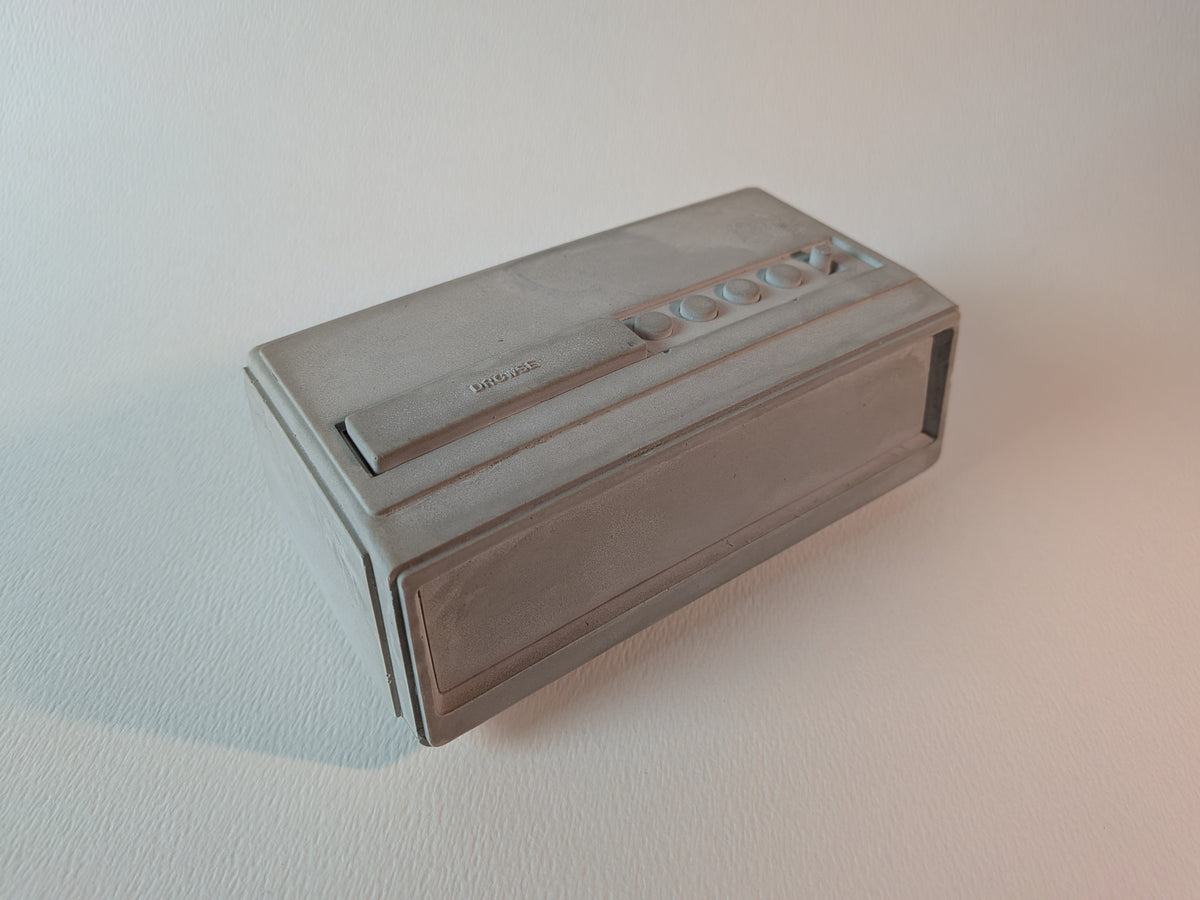 Meghan Raham "CEC Model 1018 Alarm Clock"