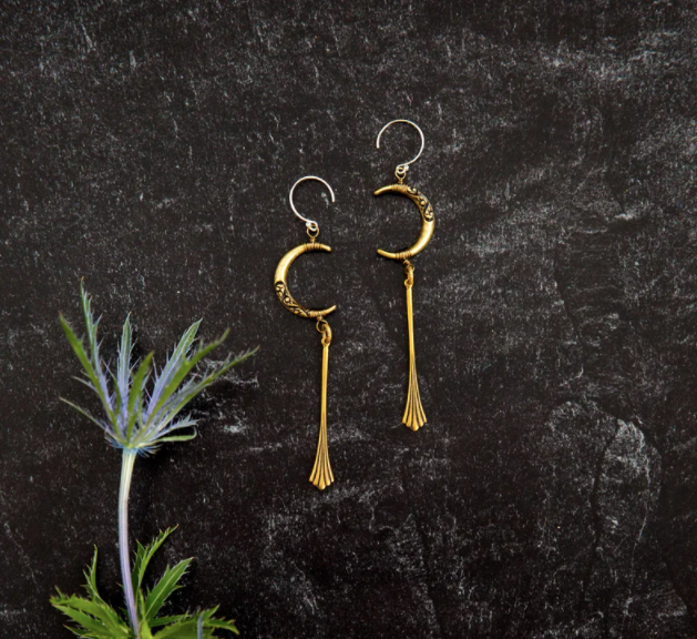 Trollbinde "Fluted Crescent" Earrings