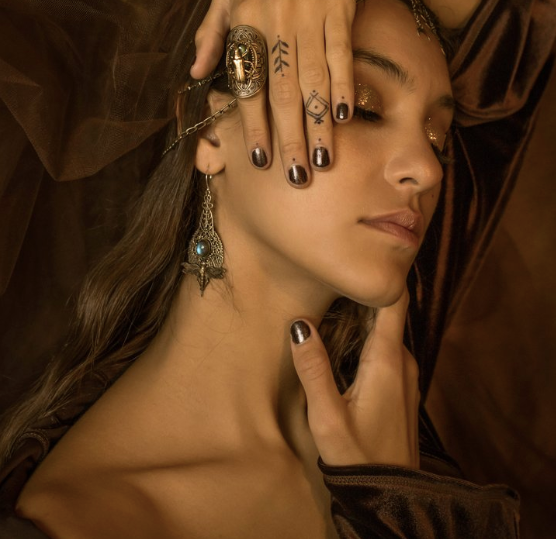 Trollbinde "Lantern" Earrings w/Dragonfly