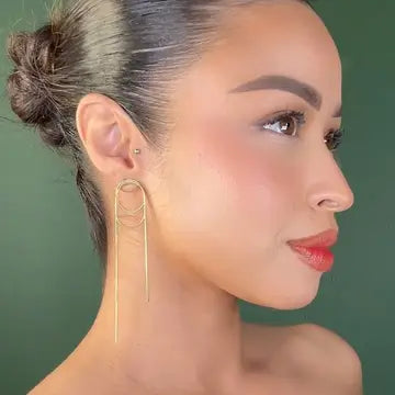 Minor Metal Tangled Chain Earrings