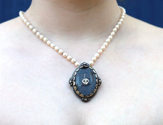 Chloë Doran "Adorned Bereavement"