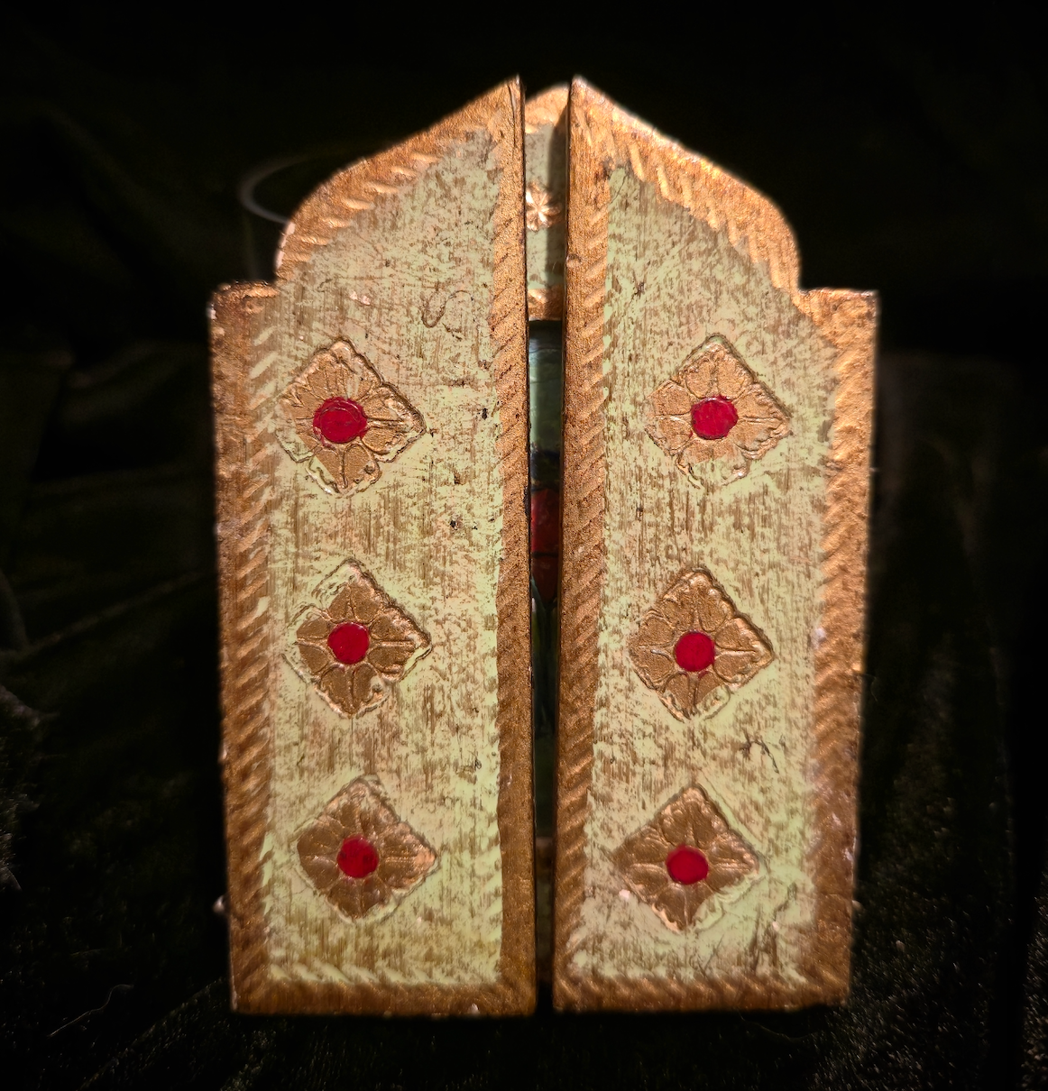 Mercurial Muse Art "Scarab Relic"