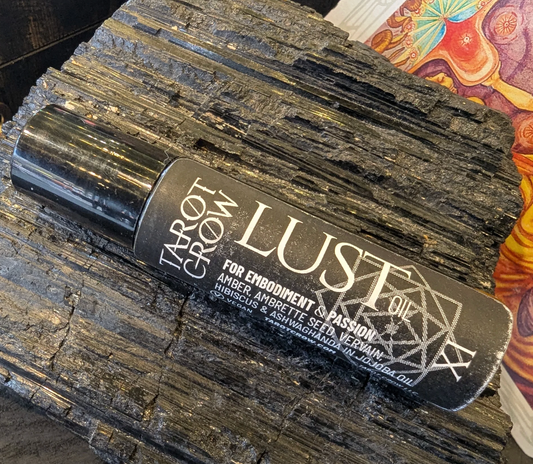 Tarot Crow "XI - Lust" Scented Oil Roller