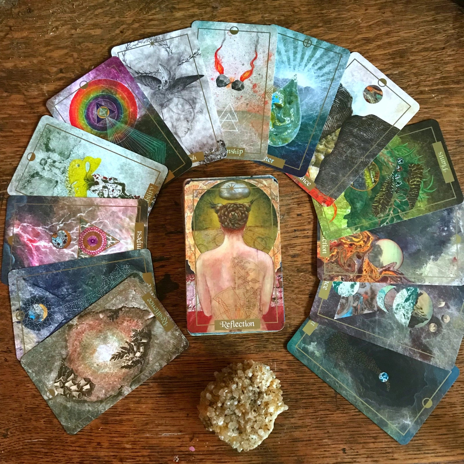 未開封　新品　正規品　the illuminated earth oracle Illuminated Earth Oracle Deck | Ghost Gallery