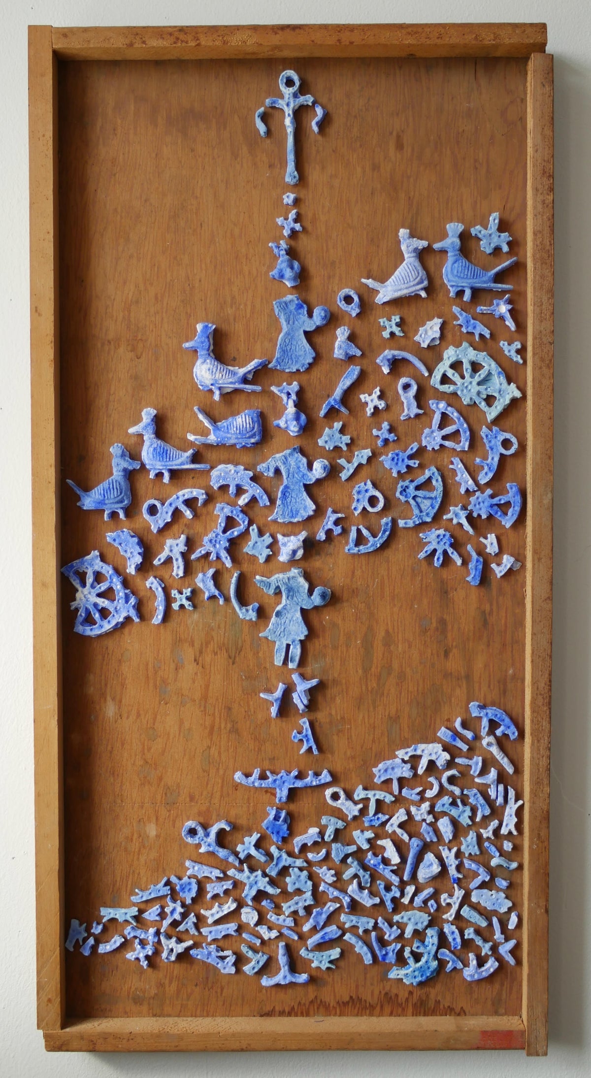 Kelly Lawler "Pieces of Our Family" (Online)