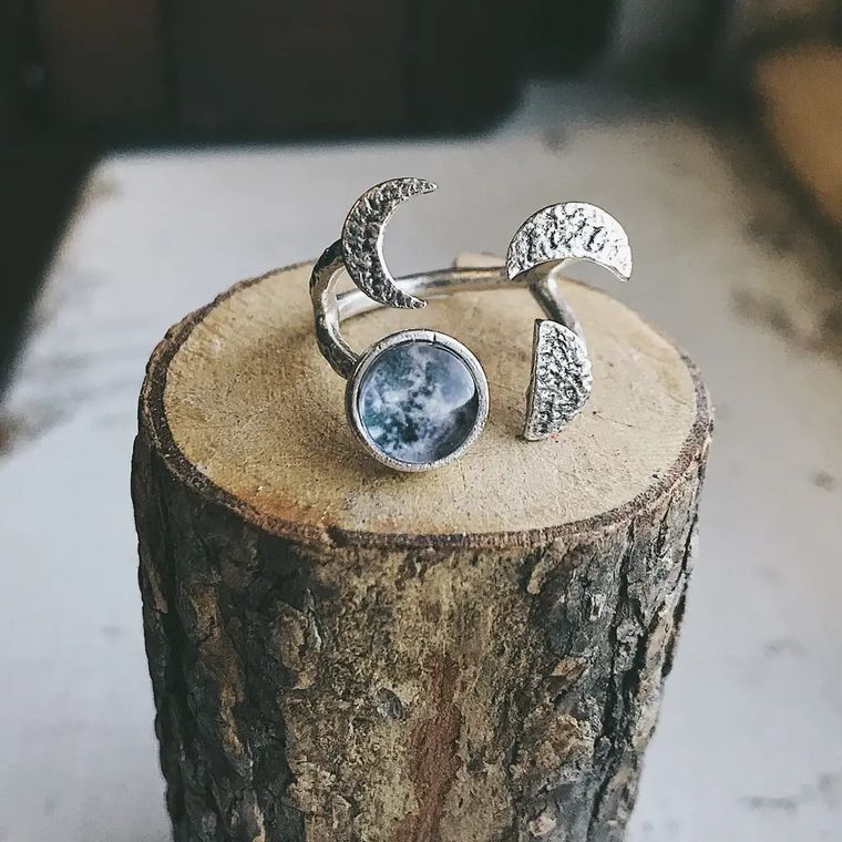 Yugen "Phases of the Moon" Sculptural Ring